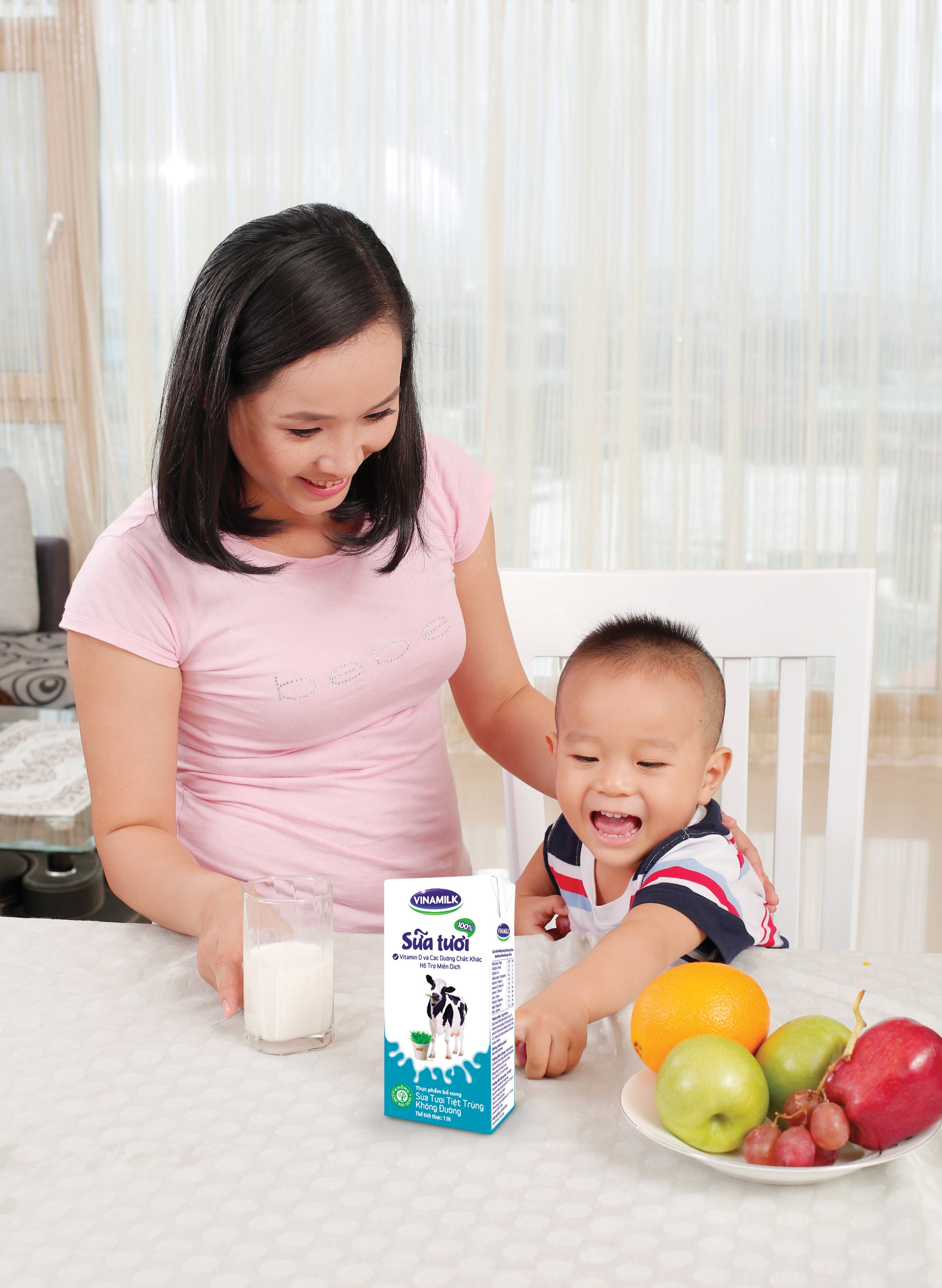 Cách chọn sữa tươi an toàn và bổ dưỡng cho bé